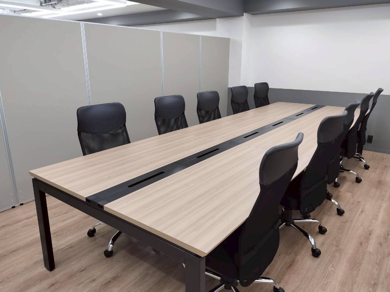 LINE_ALBUM_オフィス空間226_260302_6